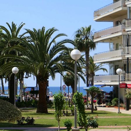 Rentalmar Aries Plus Salou Extérieur photo